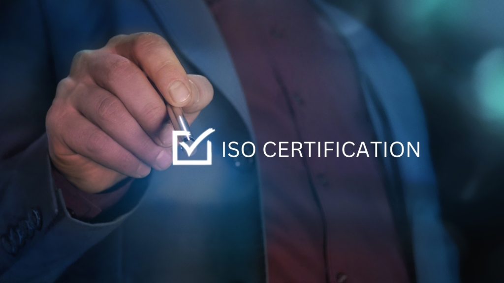 Laptop mit Hand und vielen verbundenen Ordnersymbolen